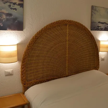 Aparthotel Fenicia 2*